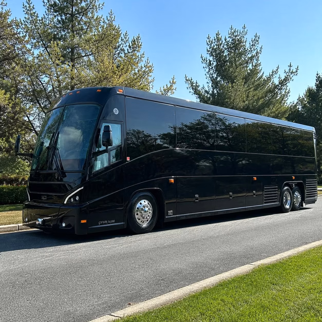 airport employee transfers and executive shuttle services in pembroke pines