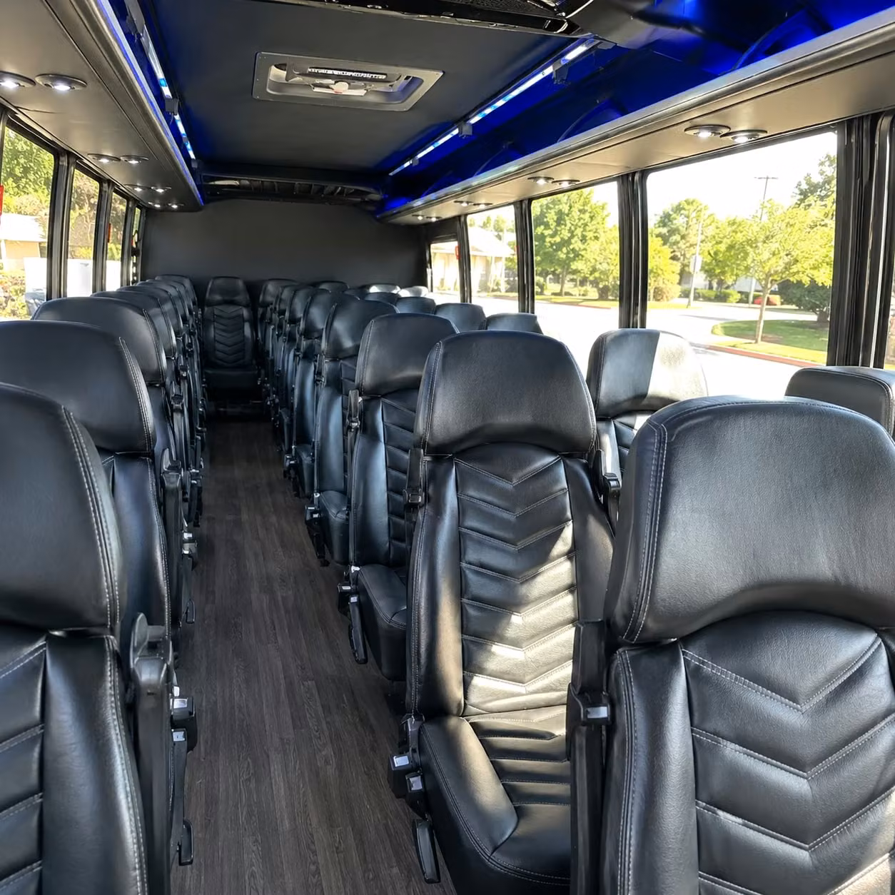 pembroke pines 20 passenger minibus rental